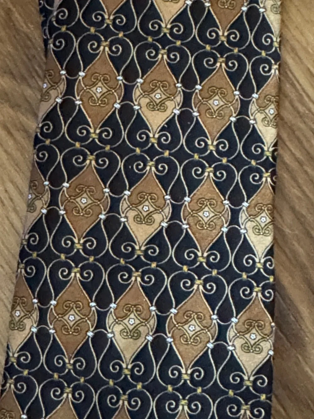 Bugatti Villa Classic Vintage Black and Gold Patterned Men’s Tie